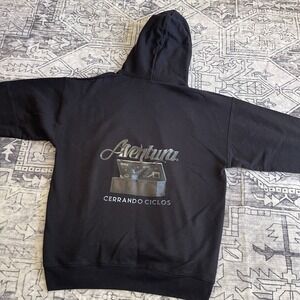 Aventura VIP 2024 Cerrando Ciclos Tour Hoodie Large